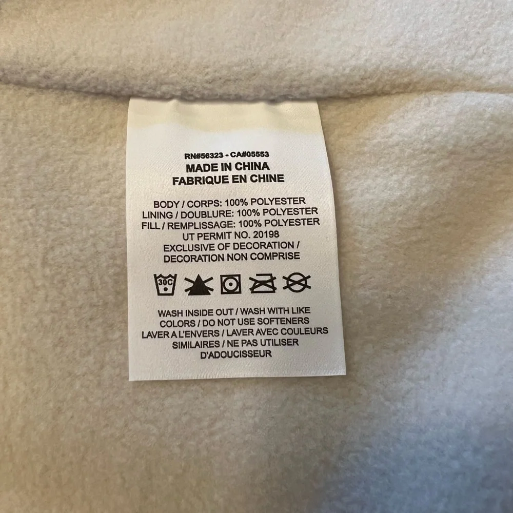 Nike Sportswear Women's Therma Fit Tech Pac Sz XS - Beige (DQ7745…